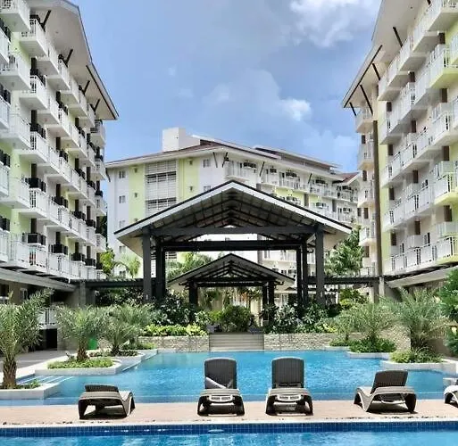 Amani Grand And Residences - Pool View 333b Free Wifi, Netflix, Pool And Gym House, 3mins To Mactan Cebu International Airport Leilighet